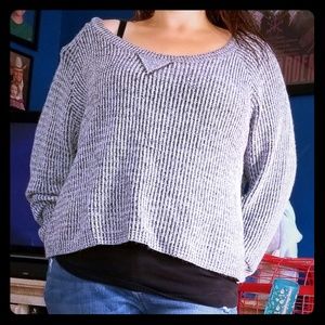 Torrid sz 2/3 sweater